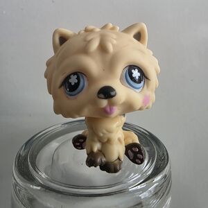 Littlest Pet Shop #662 LPS Authentic Chow Dog Tan Yellow Blue Eyes Pink Flower